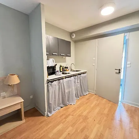 Joli Au Golf,wifi,parking Apartmán *